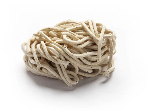 Noodles grossi di grano saraceno