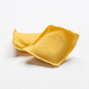 Raviolaccio ai formaggi e spinaci